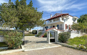 Nice Home In Theologos With Wi-Fi - Dodekanes Theologos